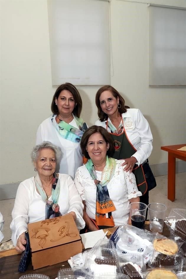 Juany Páez de Cantú, Esperanza de Núñez, Isabel Sánchez de Bosque y Mary Carmen Páez de Nájera