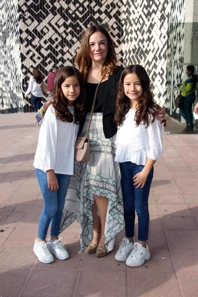 Viviana Garza, Sylvia Garza y Valentina Garza