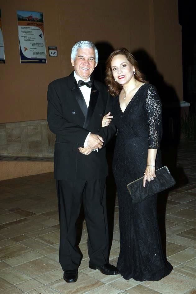Beto Frías y Alicia Escobar de Frías