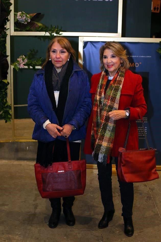Yvonne Elizondo y Gabriela Canales de Quiroga