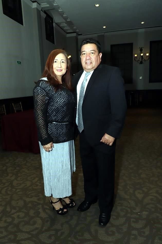 Carmen Vélez y Daniel Vélez
