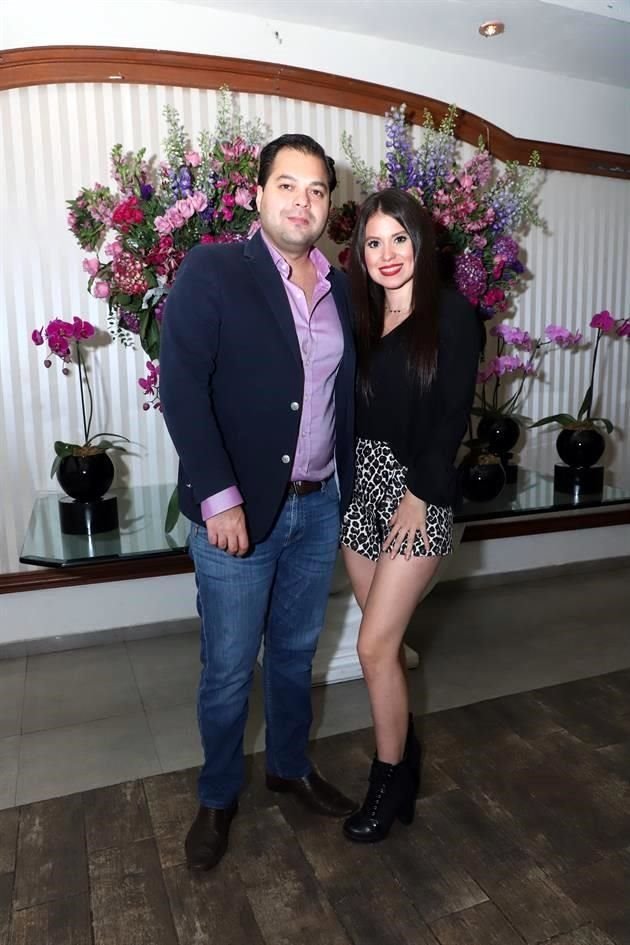 Raúl Ramírez González y Melissa Flores