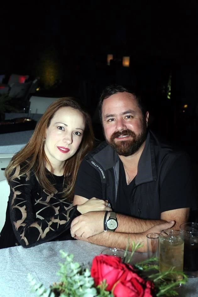 Paulina Cueva y Gabriel Peña