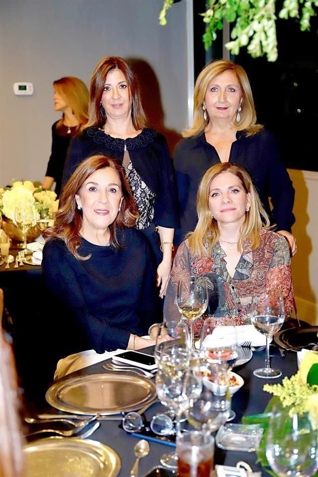 Mandy Garza, Tere Assad, Celina Lozano y Maruca Méndez