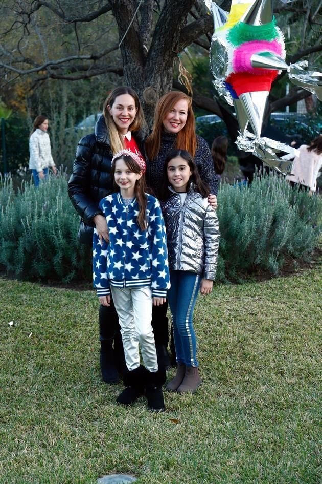 Lily Garza, Lorena Dávila de Rocher, Regina Sada e Isabella Rocher