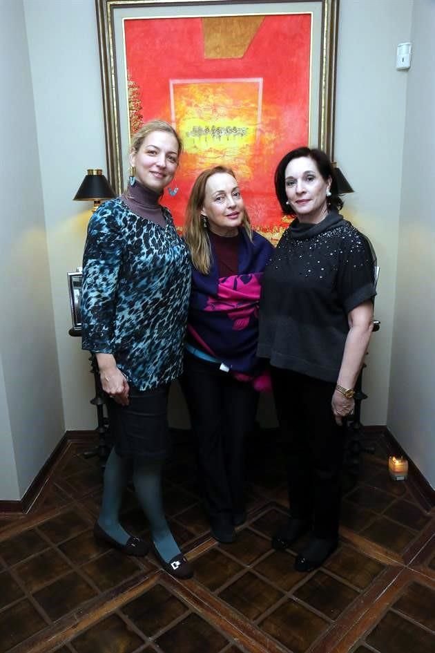 Alexandra Farkas de Elizondo, Estela Páez y Norma Elizondo