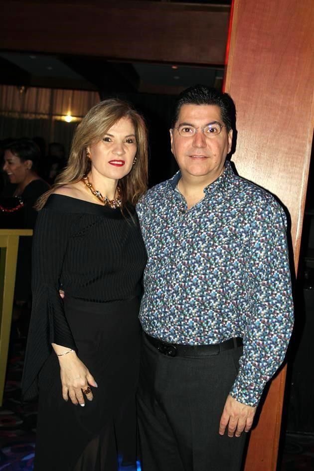 Patricia Ancira y Herminio Elizondo