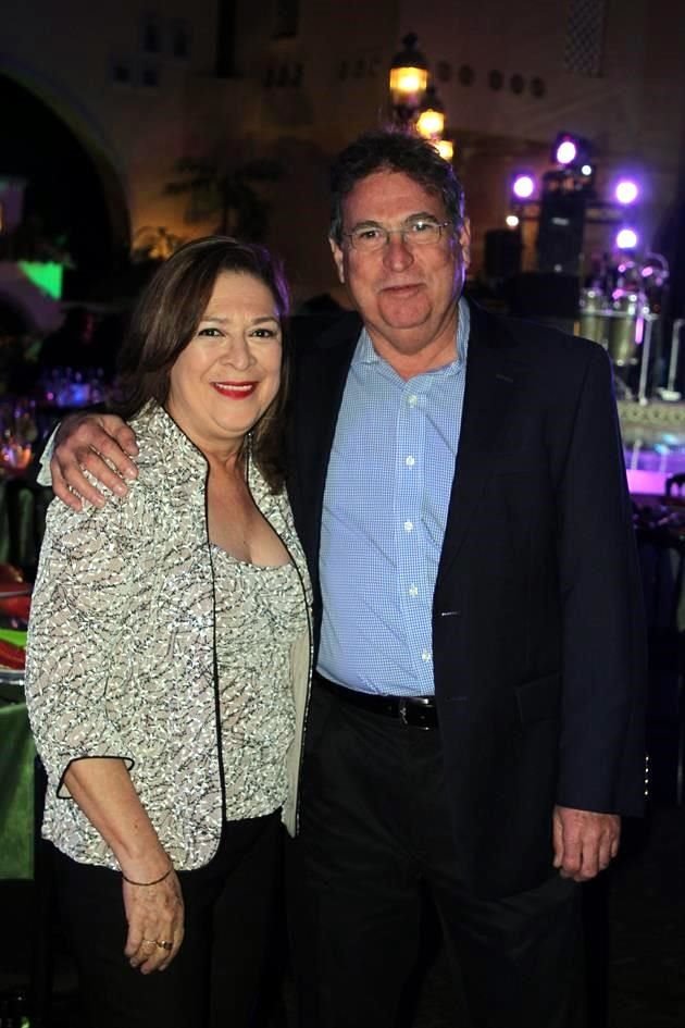 Patricia Reyna y Roberto Medina