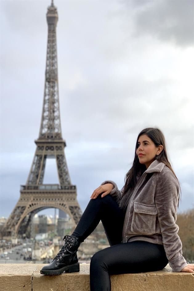 Natalia Garza en París