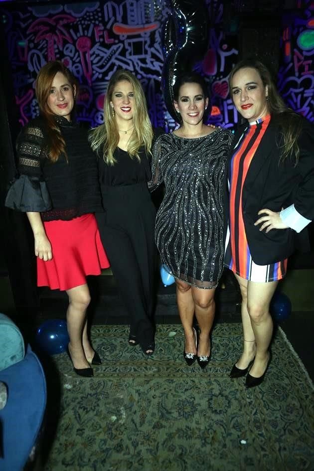 Mónica Rodríguez Sauza, Jessica Garza de Vázquez, Daniela Manautou de García y Cristy Garza