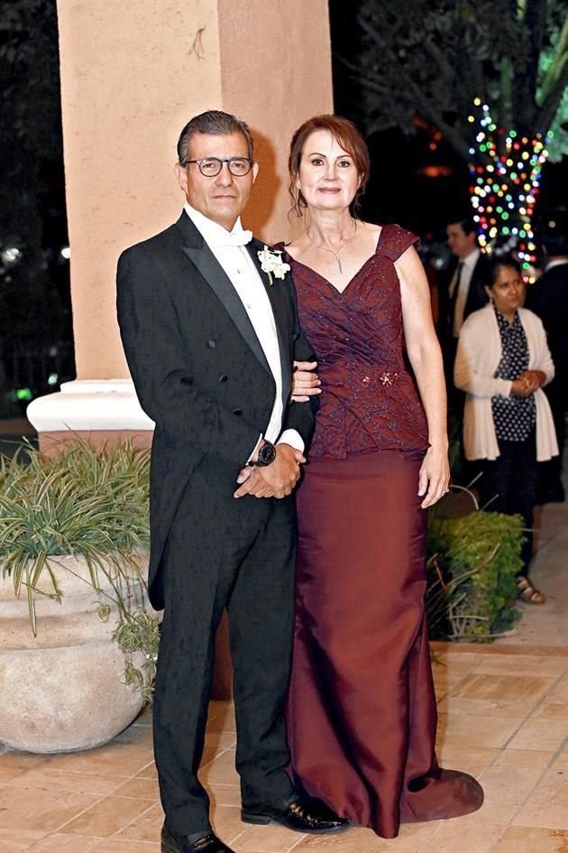 Juan Guillermo Ordóñez Jones y Rebeca Ortiz de Ordóñez