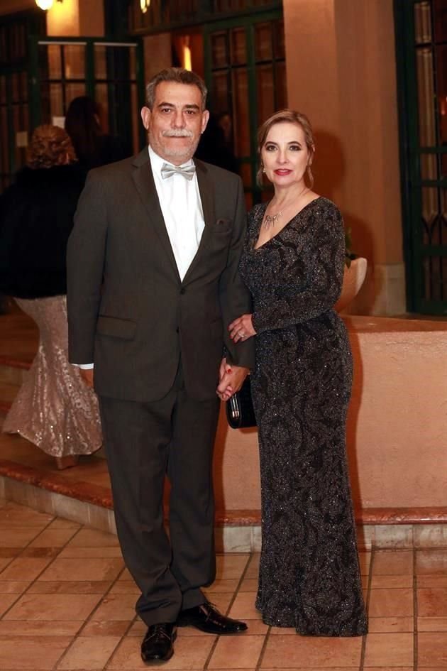 Rogelio Vargas y Ema Juárez