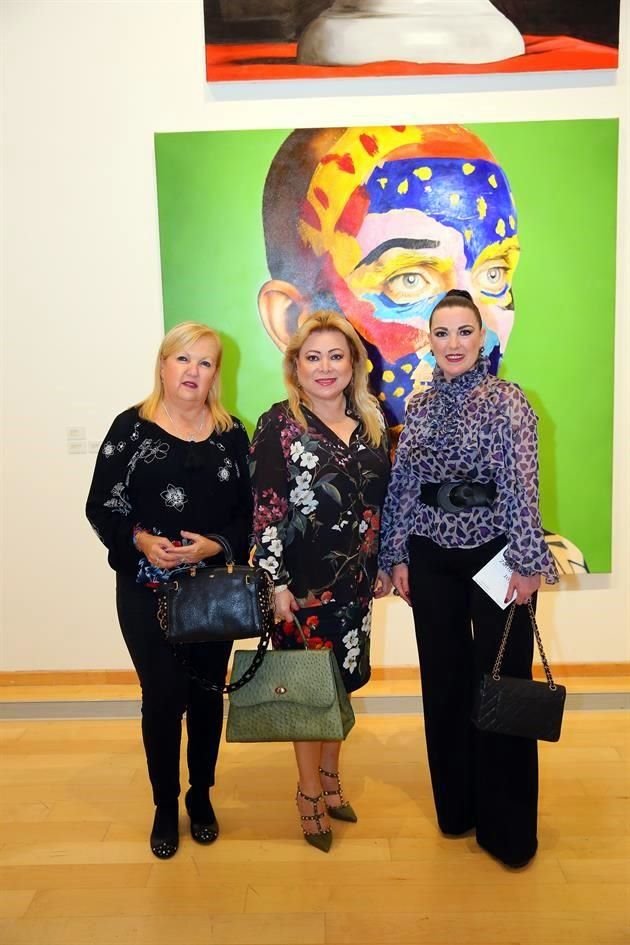 Delia Salinas, Marina Benavides de Castilla y Marlene Dávila de Rodríguez