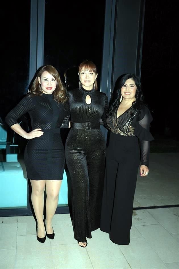 Sonia Rodríguez, Marcela Rodríguez y Lety Fernández