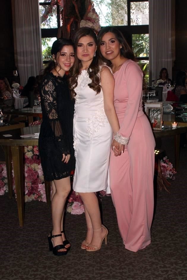 Alejandra Gutiérrez, Laura y Diana Moreno Benavides
