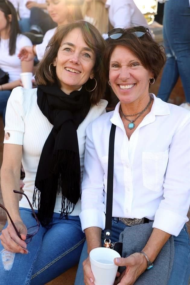 Mary Louise Woolley y Linda DeStefano