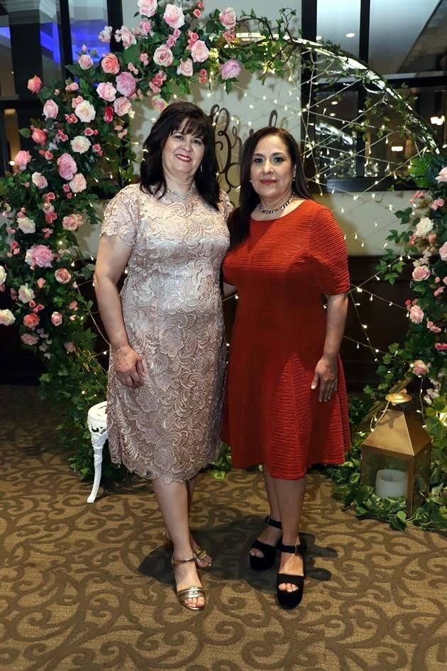 Norma Sánchez de Góngora y Myriam Cerda de Rodríguez