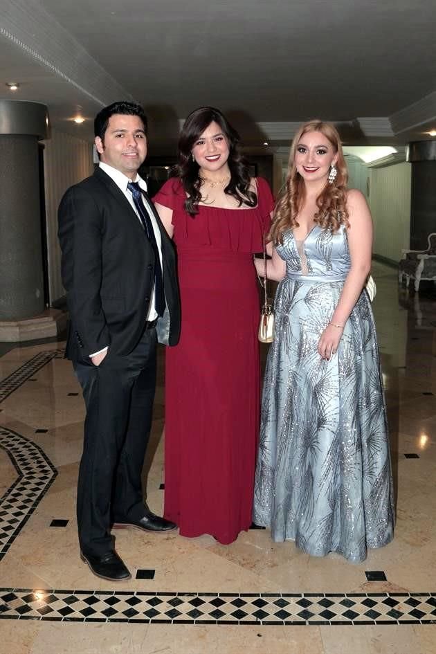 Diego Hernández, Karen Pèrez y Fernanda Espinosa