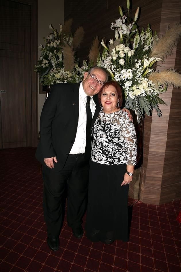 Gerardo Dávalos y María Guadalupe Cruz de Dávalos