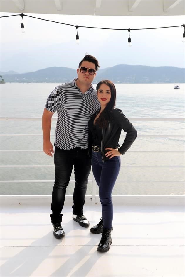México Villarreal y Melissa González