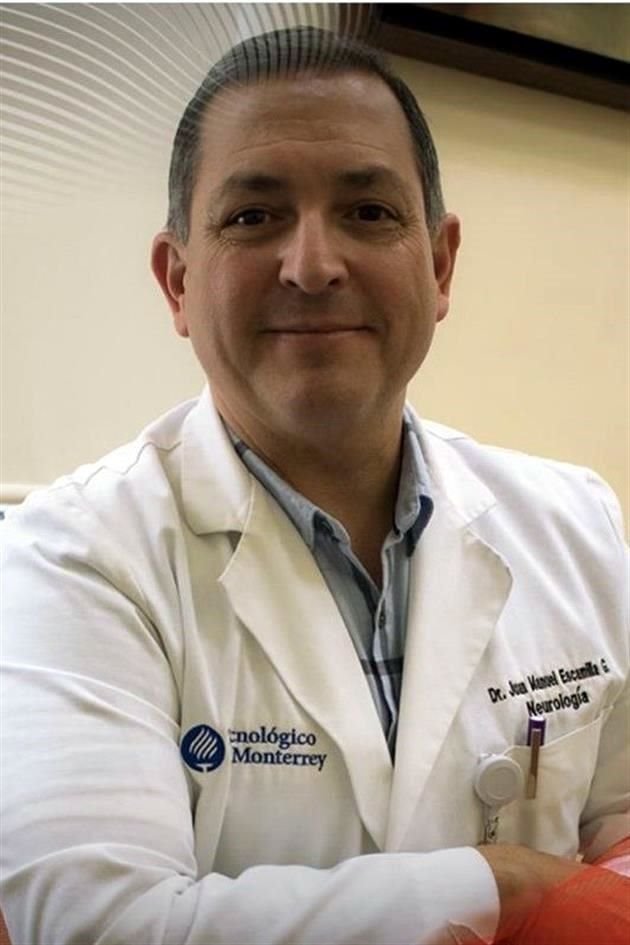 Doctor Juan Manuel Escamilla, Neurólogo