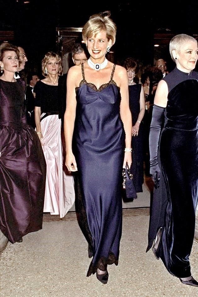 Diana, princesa de Gales, en Dior, 1996.