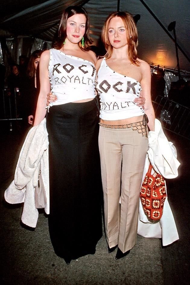 Liv Tyler y Stella McCartney ,1999