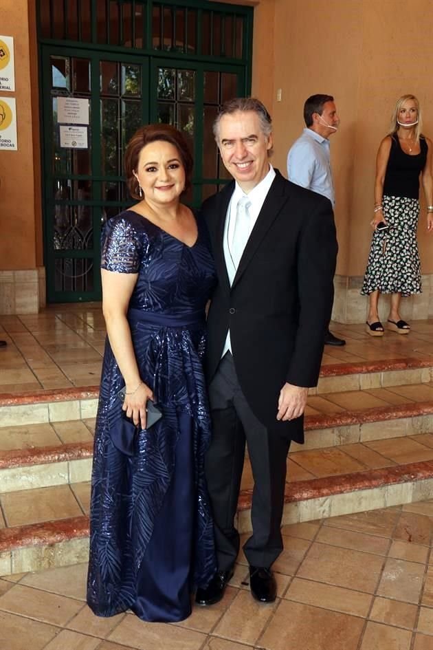 Mariana Castro y Rafael Fernández