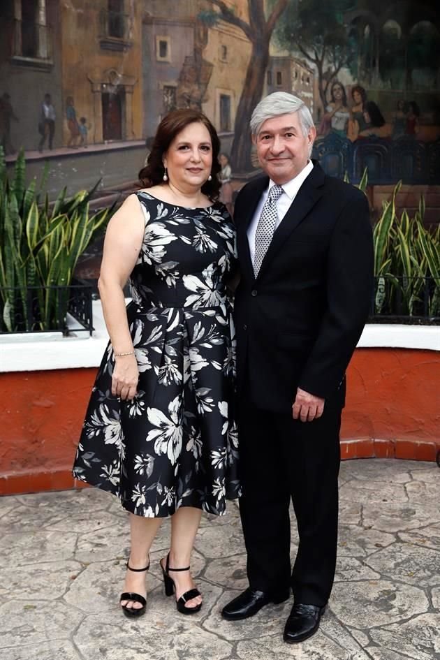 Adriana Morales y Fernando Carrillo