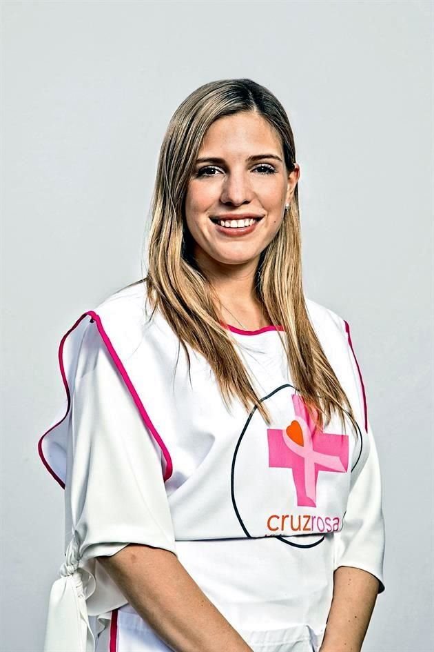Adriana Farías, presidenta del Comité Juvenil de la Cruz Rosa