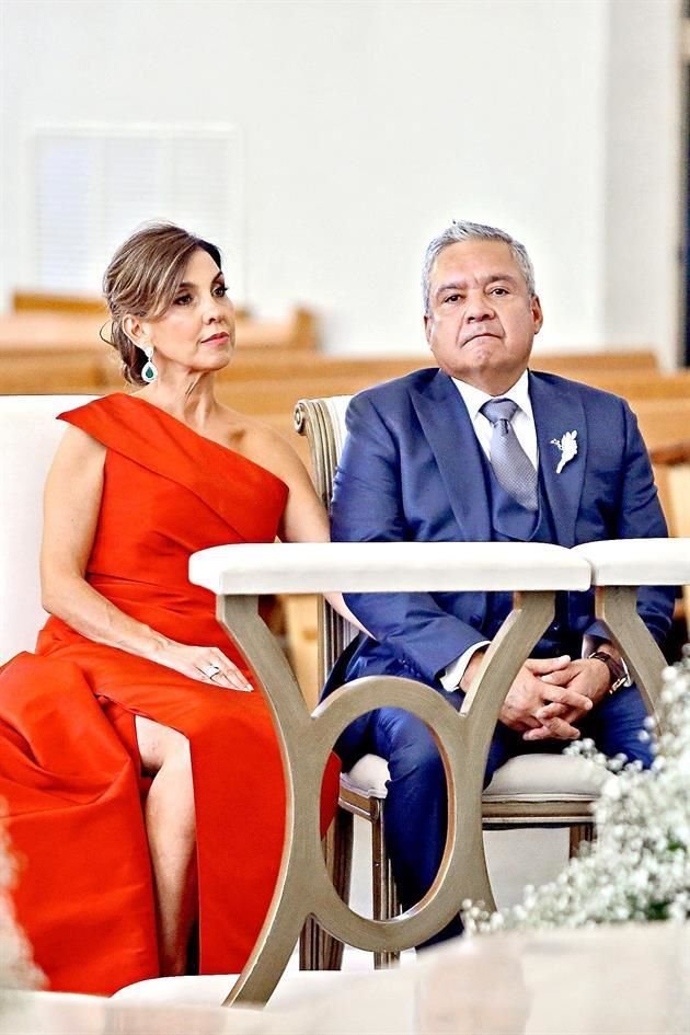 Irma García de Chávez y José Luis Chávez Felán