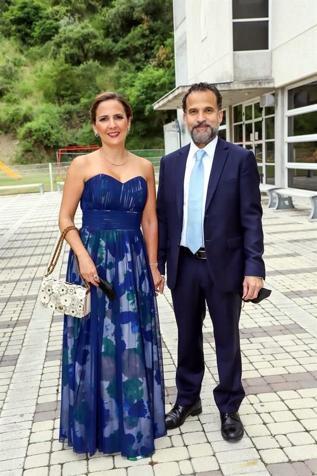 Verónica Díaz y Juan Carlos Garza T.