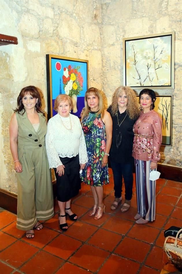 Mónica Chapa, Chepina Rodríguez de Longoria, Hilda Flores, Lupina Flores y Sara López