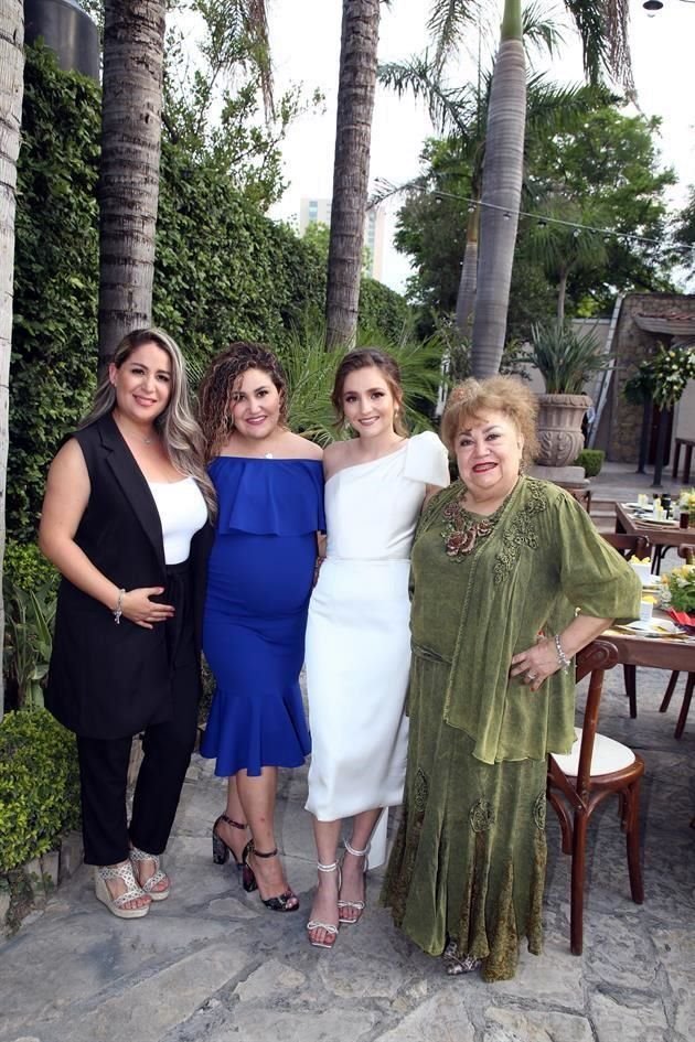 Brenda Martínez, Maythee Tamez, Ivanna Contreras Salazar y Lolis Miranda