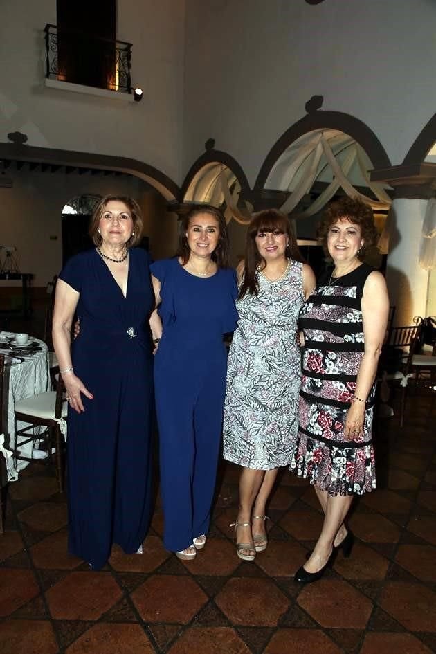 Silvia Uribe, Diana Cantú, Norma Cantu de Barbosa y Maricela Cantú
