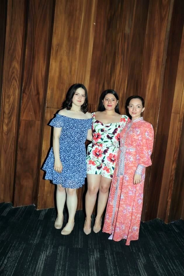 Luisa Villarreal, Paulina Villarreal y Ale Miramontes