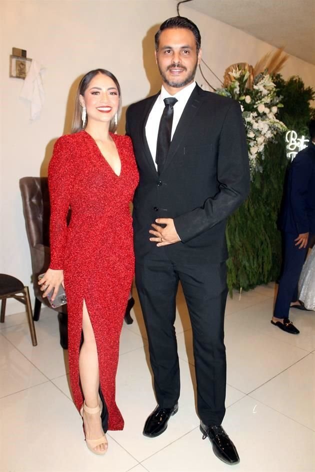 Samantha Peña y Adrián Gracia