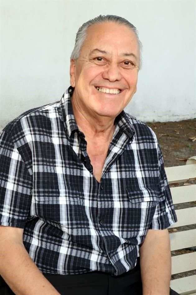 Agustín Flores
