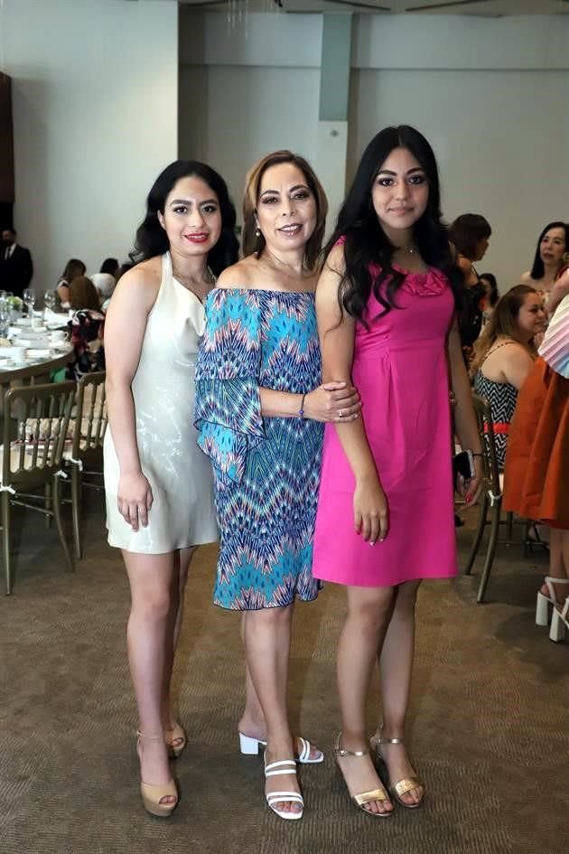 Eugenia Zavala, Nancy Zapata y Nancy Álvarez