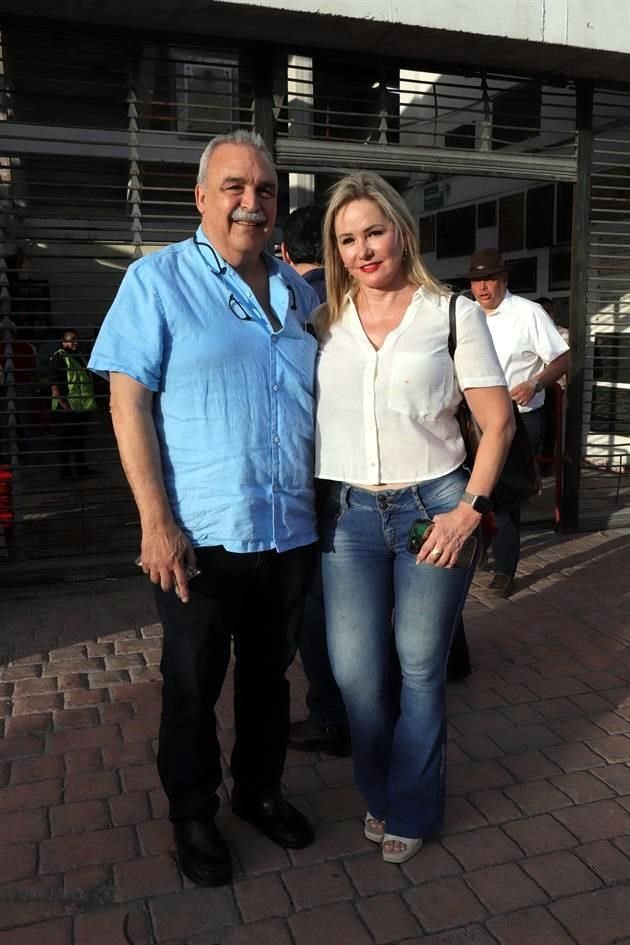 Alejandro Garza y Garza y Blanca Cortez de Garza