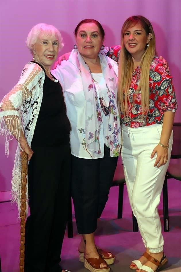 Conchita de Hinojosa, Diana Perla Chapa y Lizzy Garza