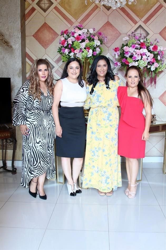 Erika Espiricueta, Brenda de Zambrano, Alejandra de Montemayor y Gaby de Zambrano