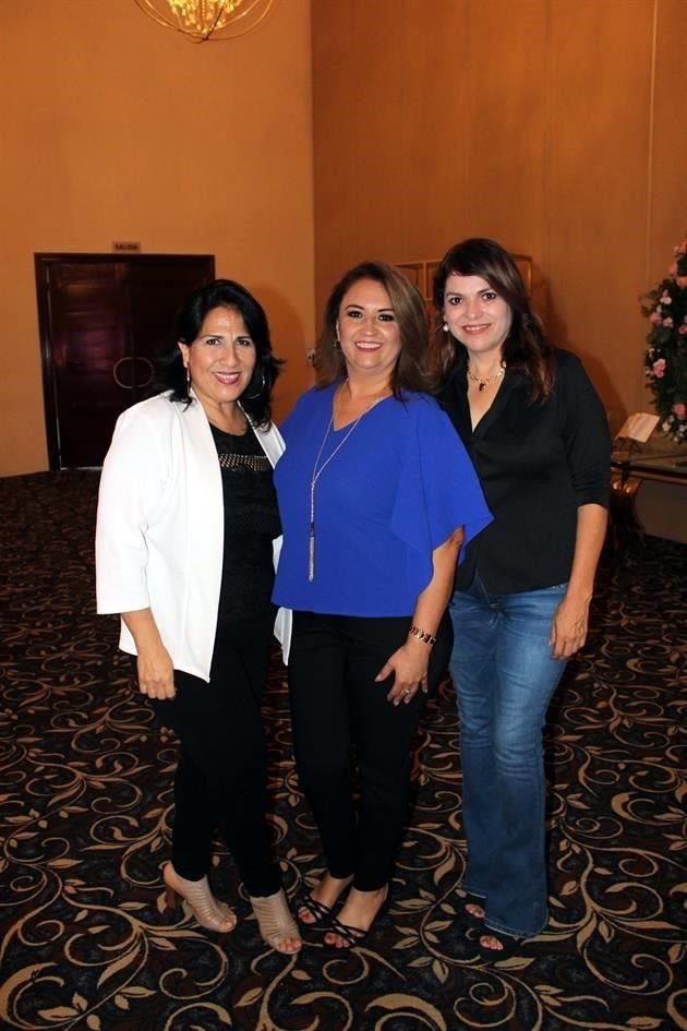 Paty Calvillo, Alejandra Durón y Sonia Flores