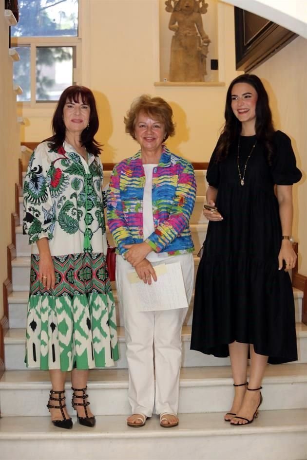 Leonor Guzmán de Vázquez, Rosmarie Thommen y Leonor Vazquez
