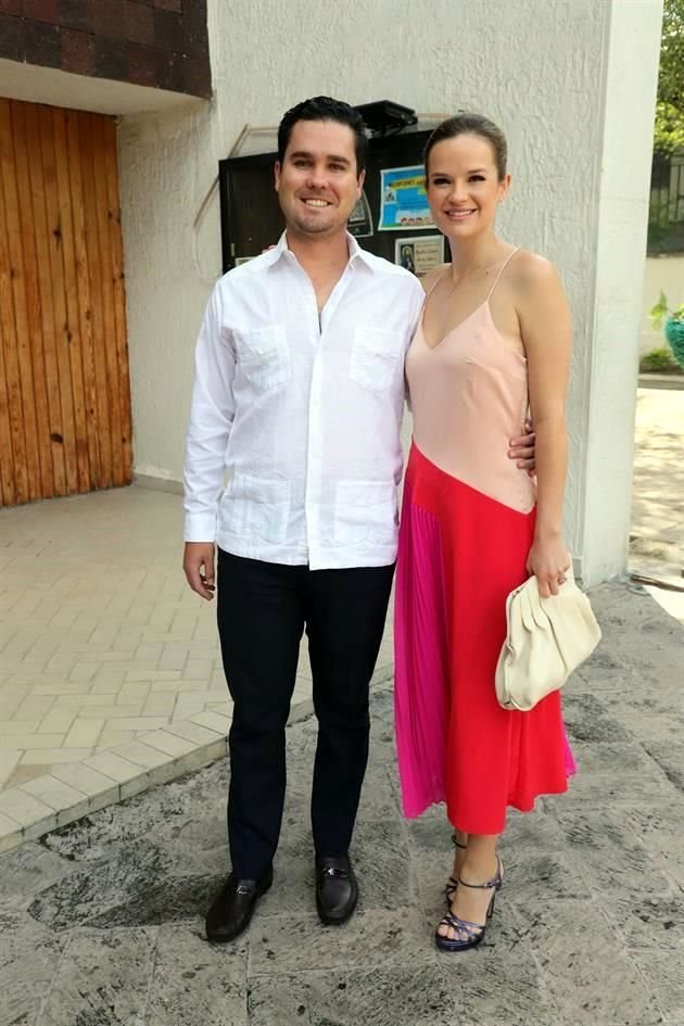 Luis Gerardo Quintanilla y Paulina Salas