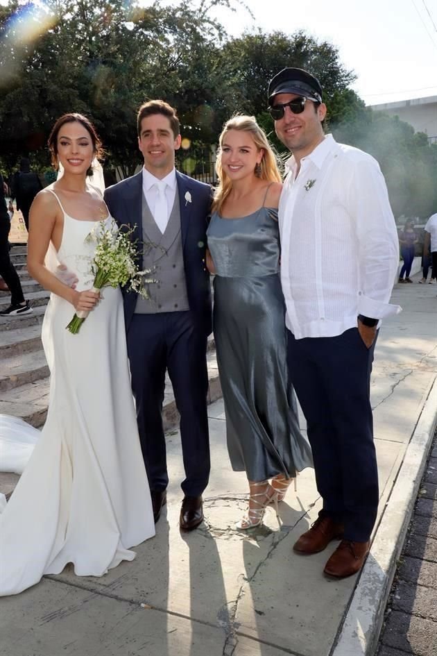 Cordelia Gómez Canavati, Joaquín Garza Villarreal, Karla Padilla y Enrique Rodríguez