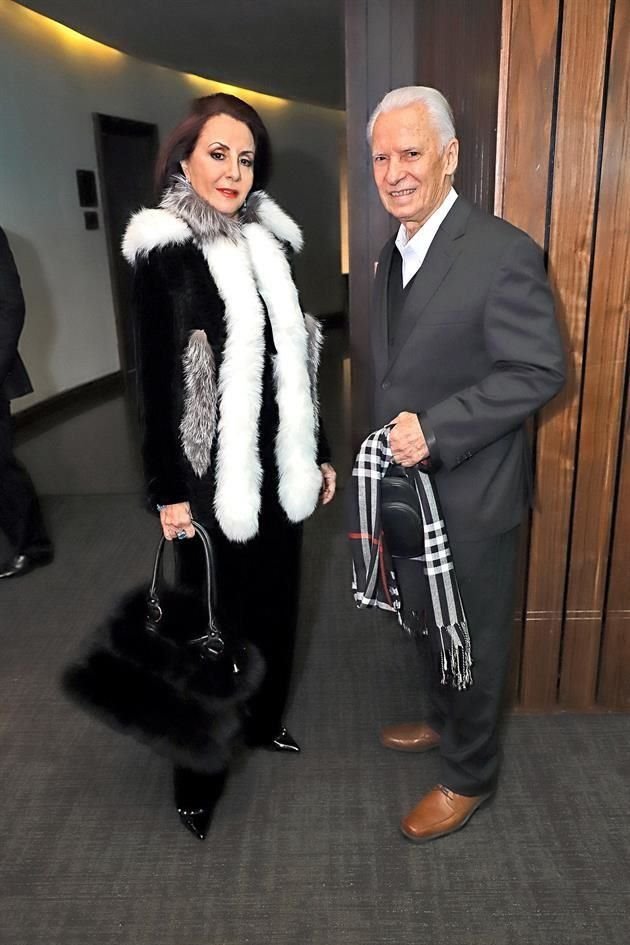 Amalia Lozano de Maiz y Javier Maiz