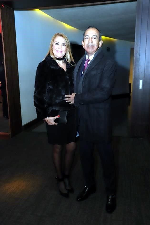 Hilda Castillo de Puente y Héctor Puente