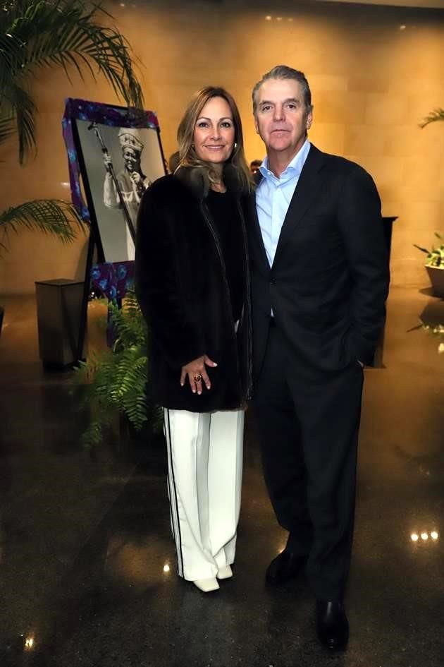 Yolanda Torres de Martinez y Alejandro Martínez