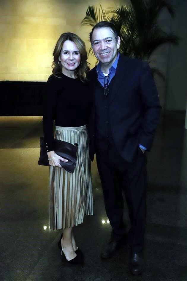 Marcia de Llaguno y Felipe Llaguno